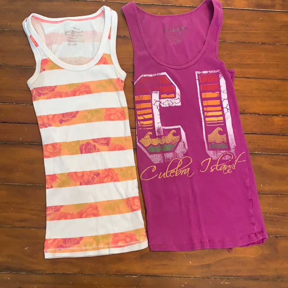 2 Arizona Tanks